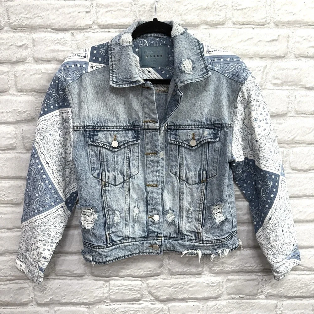 BlankNYC Anthropology Ladies Distressed Denim Blue Jean Jacket Size XS Patchwork